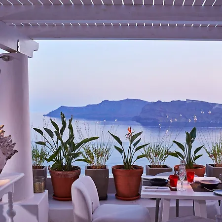 Ξενοδοχείο Katikies Santorini - The Leading Of The World 4*